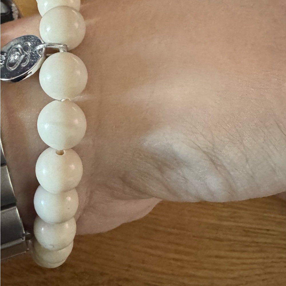 Spark*l Chic Ivory Beaded Bracelet